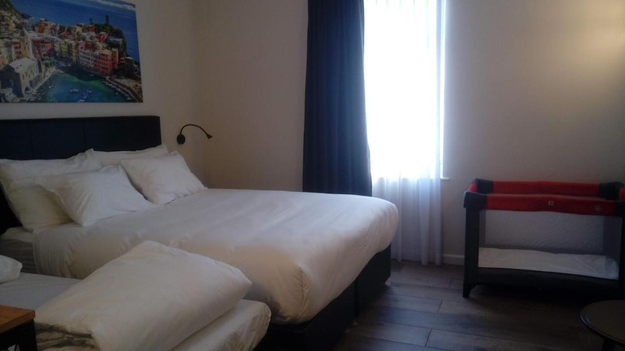 City Port Hotel ハイファ エクステリア 写真